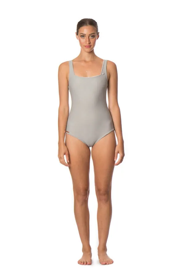 Olivia One Piece