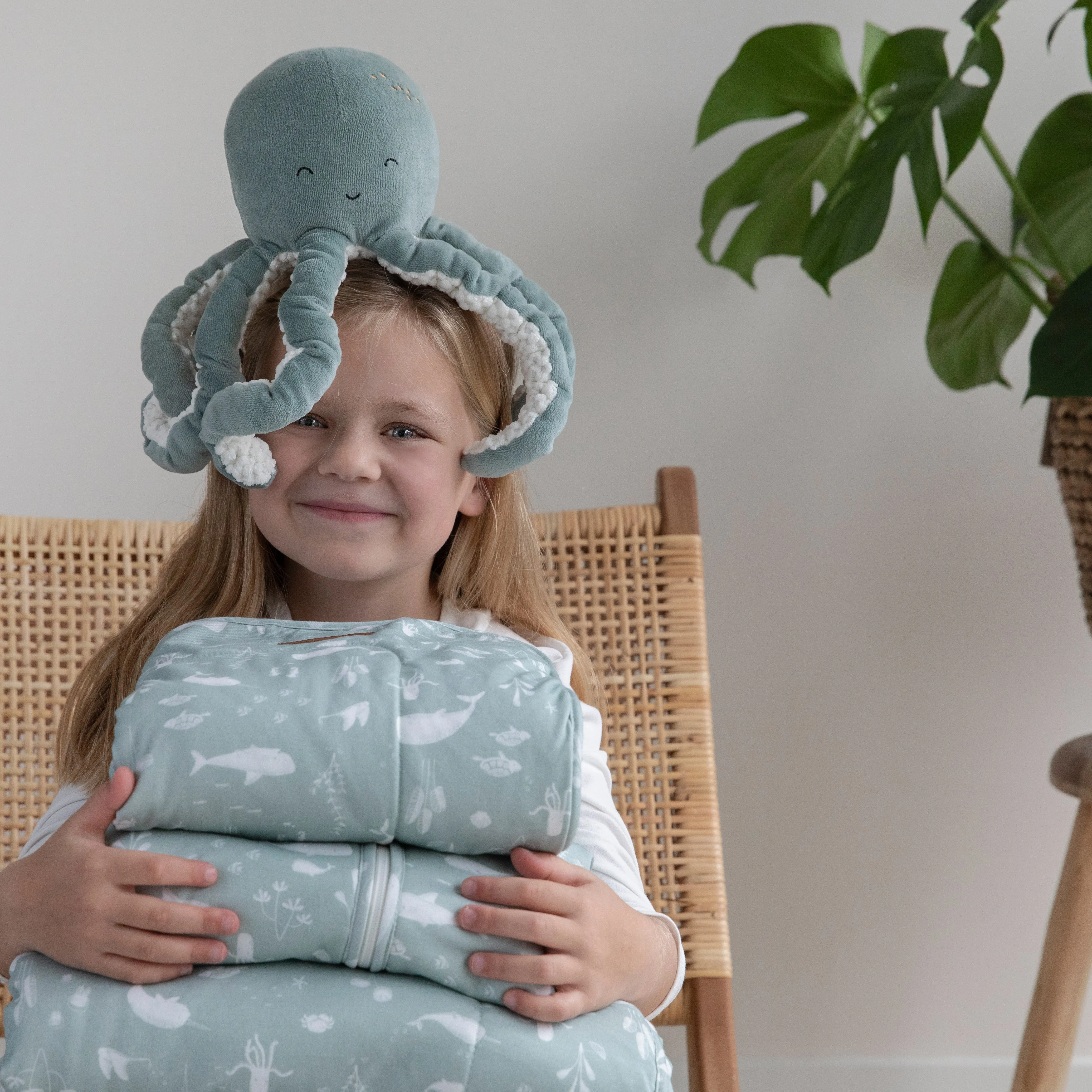 Soft Toy Octopus Ocean  - Mint